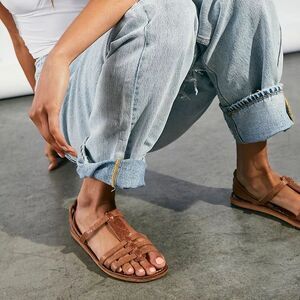 NEW Free People Minda BROWN Women's Tessa Woven Leather Flat Sandal US 7 EU 38